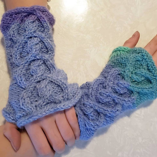 Mysteriously Mystical Mitts