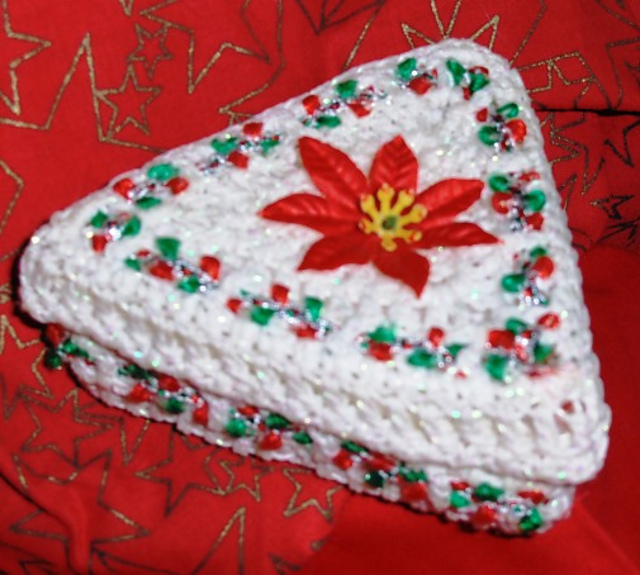 Triangle Gift Box Ornament