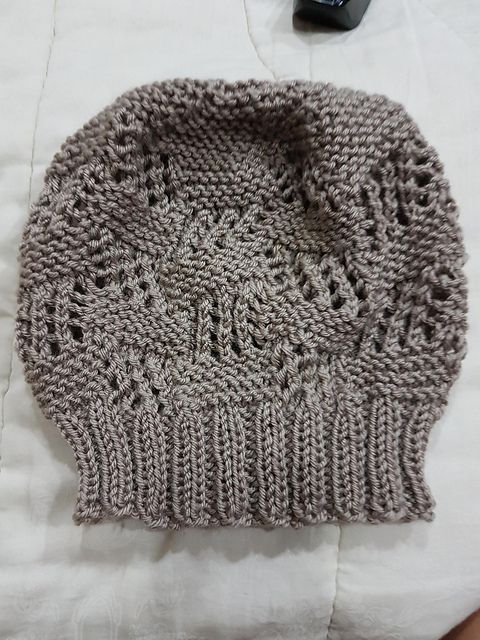 Lacy Garter Blocks Beanie