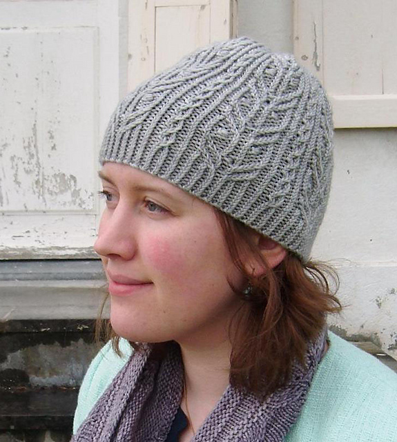 Pearl hat