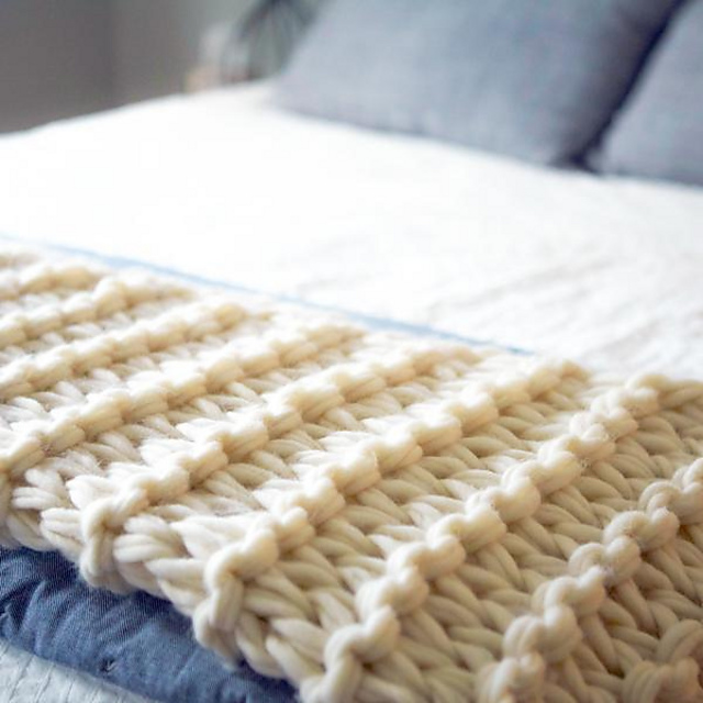 Arm Knit Garter Stitch Blanket