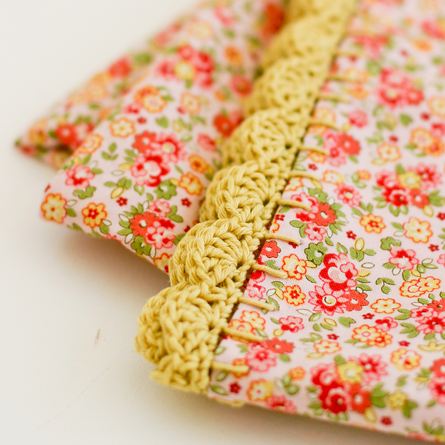 Pretty Pillowcase Edging