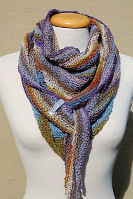 Ravelry: Das Tüchle pattern by knitcats Design