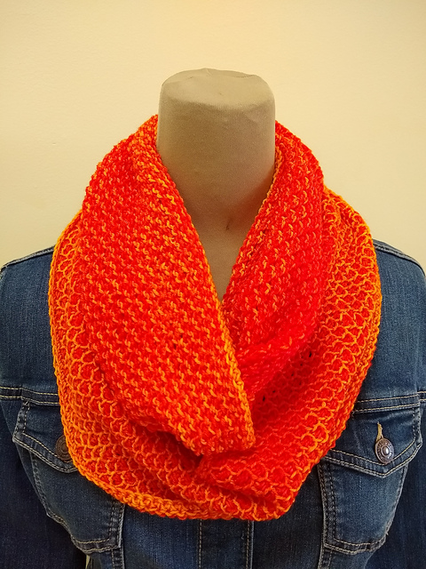 Sunny Honey Infinity Scarf (Tunisian)
