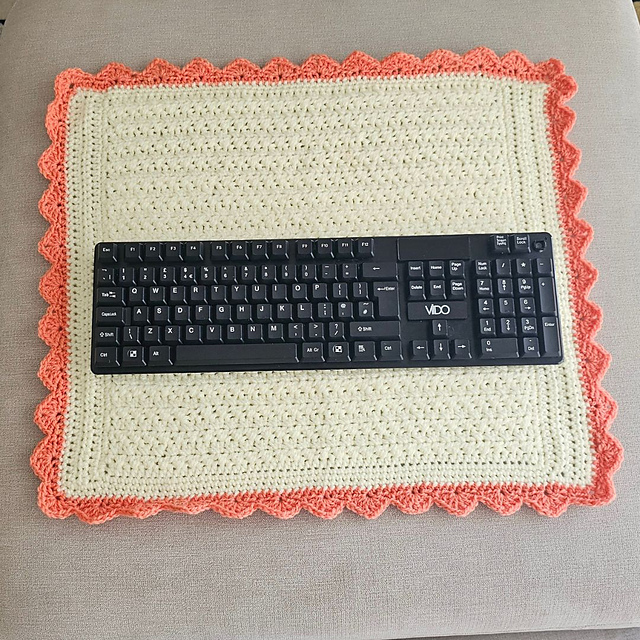 XOXO Keyboard Mat