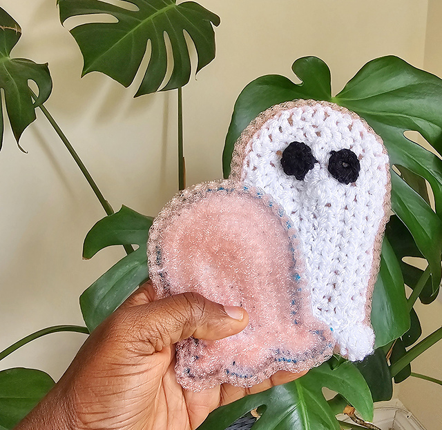 Ghost Dish Scrubbie