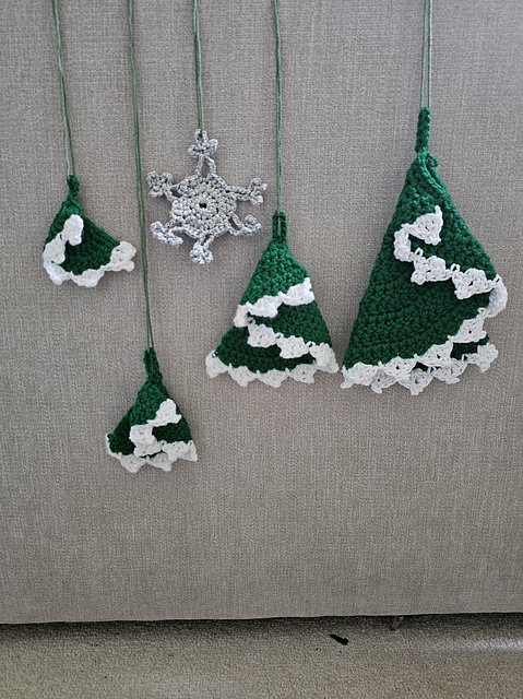 Christmas tree banner
