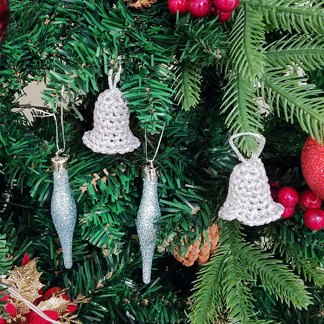 Easy Bells Ornament