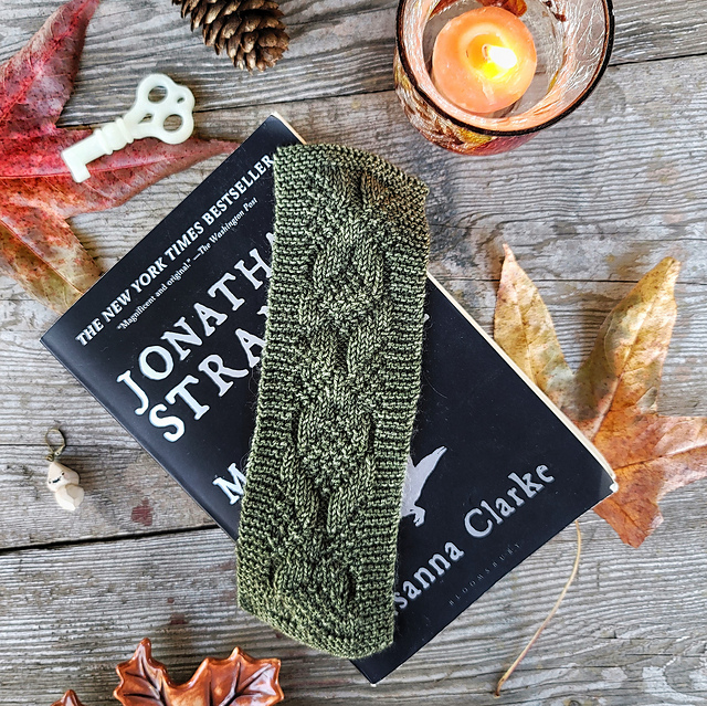 Pinecone Pages Bookmark