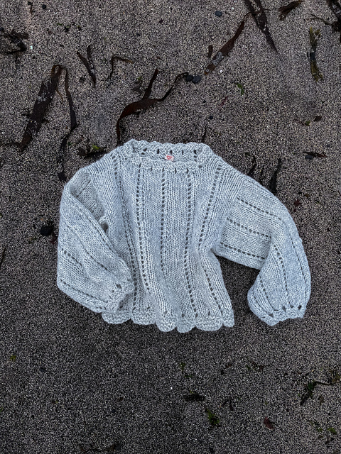 Ravelry: Scallop sweater pattern by Fözz Studio