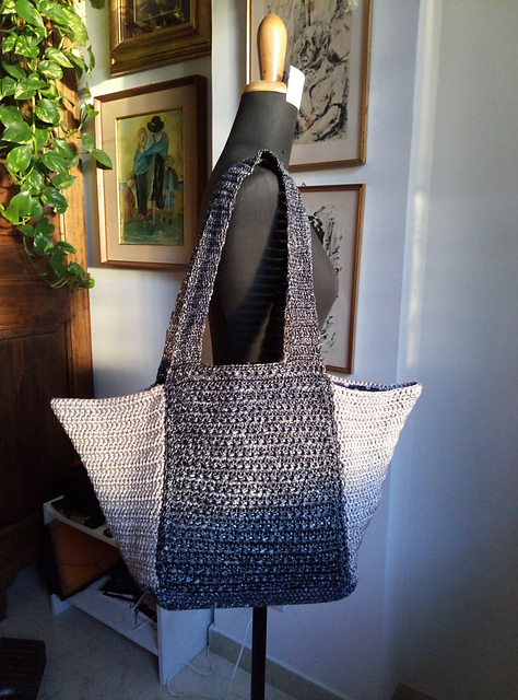 Metallic tote bag