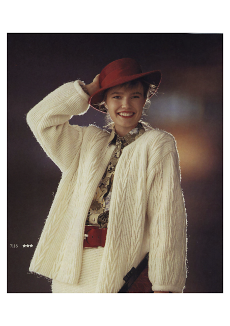 7116 Lady's jacket in pintuck pattern