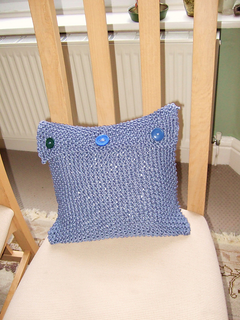 Seed Stitch Cushion