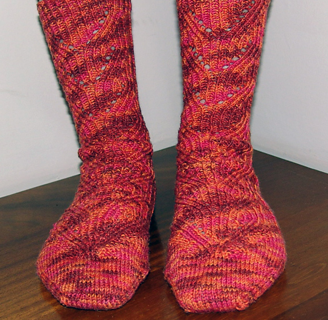 Twisting Rib Sock Pattern Ravelry: Lacy Twisted Rib Toe Ups pattern by Francesca Rosini