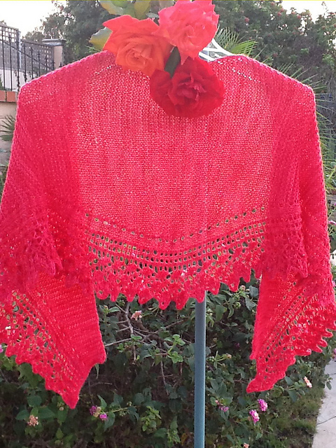 Flower Buds Shawlette