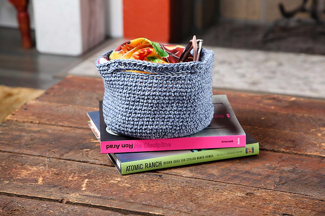 Circular Basket With Handles