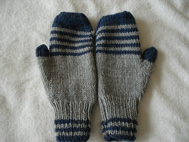 Team Spirit Mittens