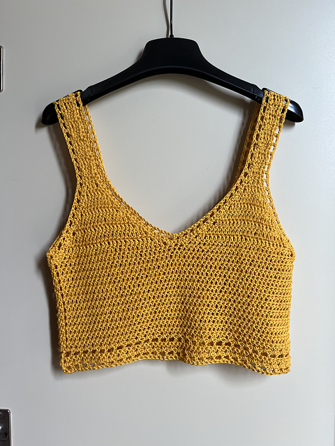 Pineapple tank top