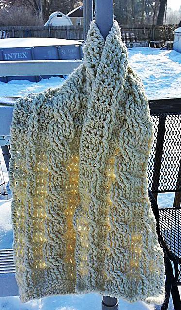 Cable and twist Scarf