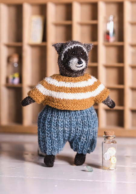 Ravelry: Billie the Raccoon pattern by Cinthia Vallet