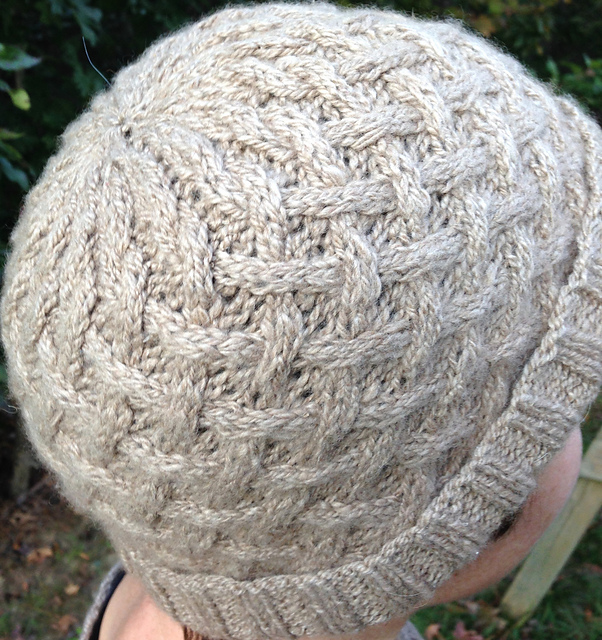 Cushy Cables Cashmere Cap