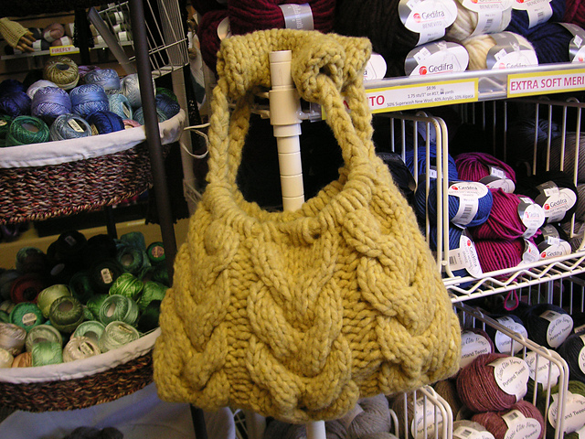 1599 Gedifra Cabled Bag