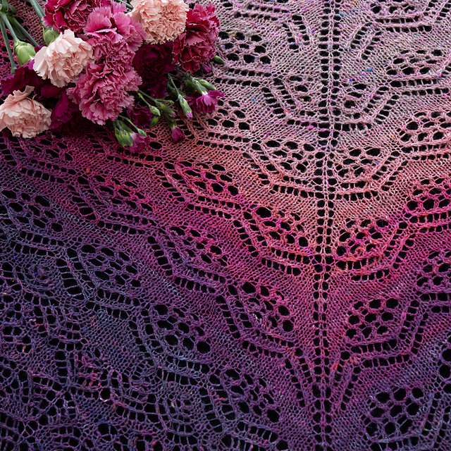 Cottage Pinks Shawl