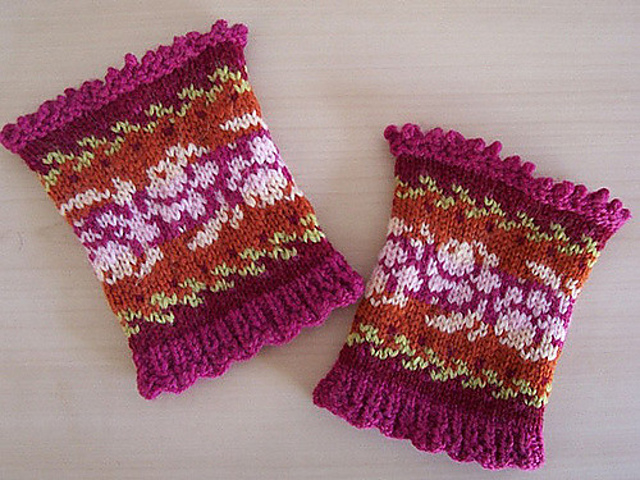 13802 Wrist Warmers