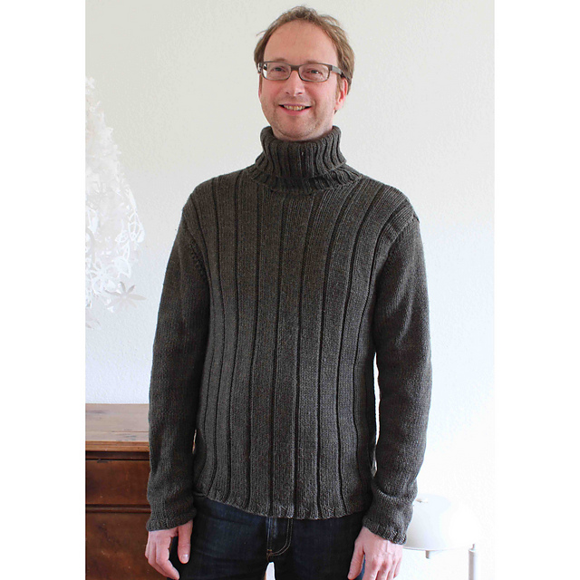#43 Mens Sweater