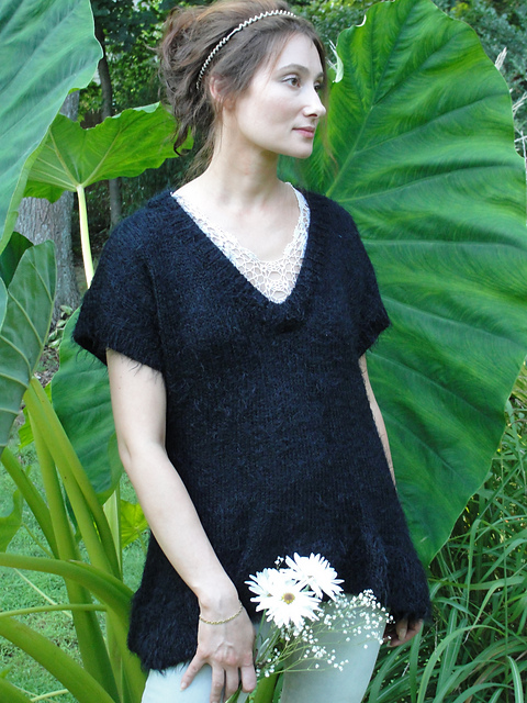 BLACK TUNIC