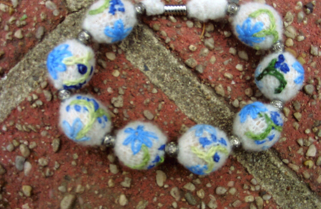 Knitted Beads
