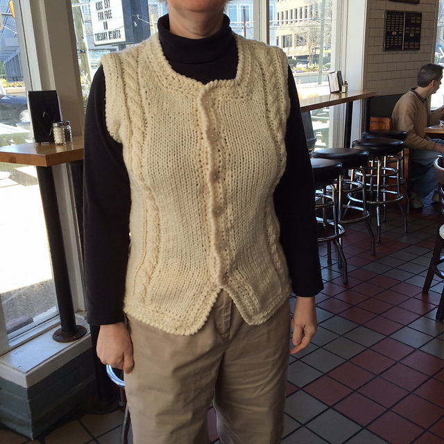 22-23-13 Basic Vest