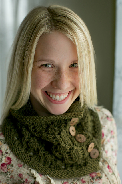 Pinyon Cowl