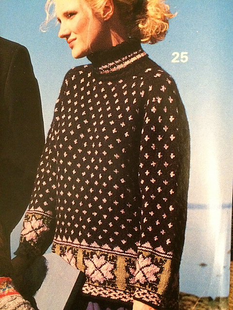 #25 Fleur de Lis Pullover