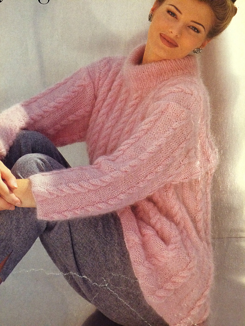 #07 Cabled Pullover