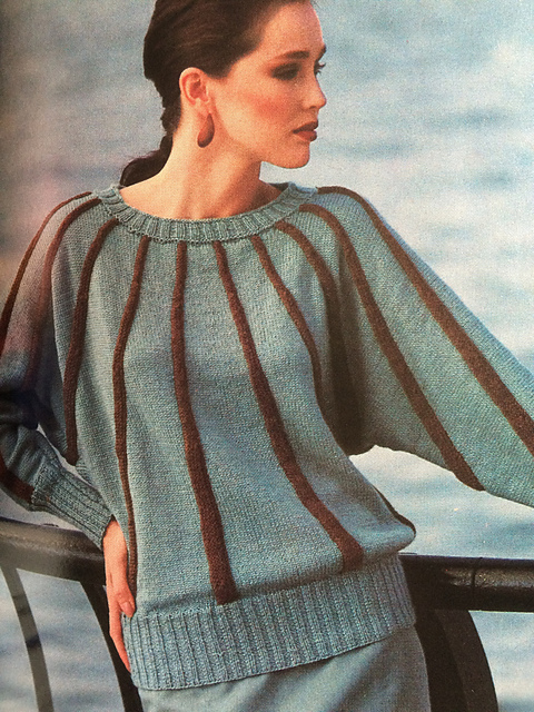 #37 Dolman-sleeved Pullover with Radiating Stripes