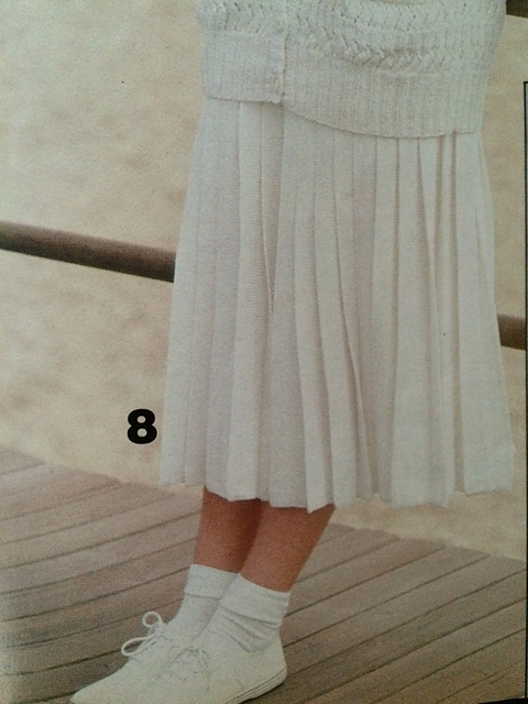 #08 Machine Knit Pleated Skirt