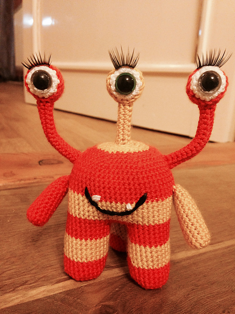 Girlie Alien
