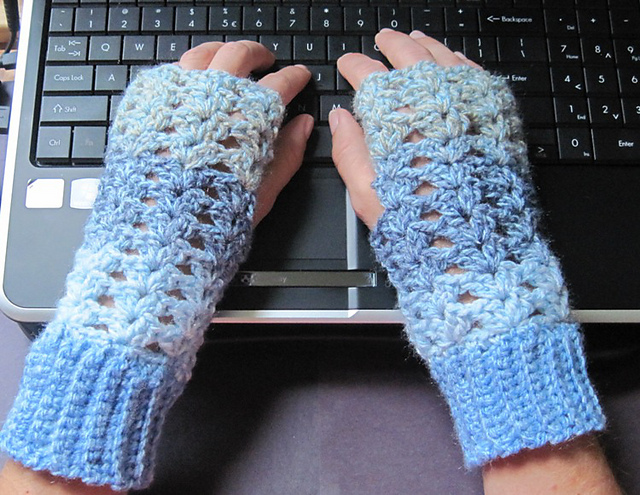 Lacy Fingerless Gloves