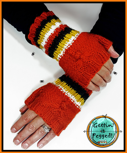 Spooky Spider Mitts
