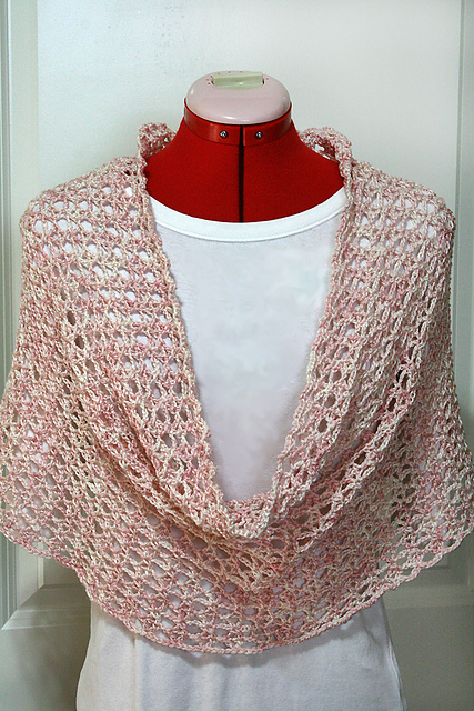 Laurel Wreath Cowl