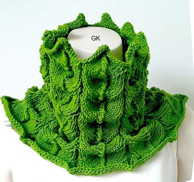 Stratford Cowl