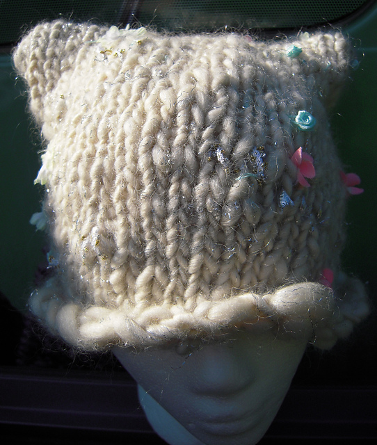 Fluffy Marshmallow Kitty Hat