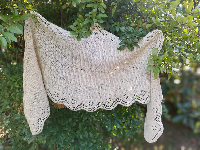 Liberty Shawl (diamond shape)