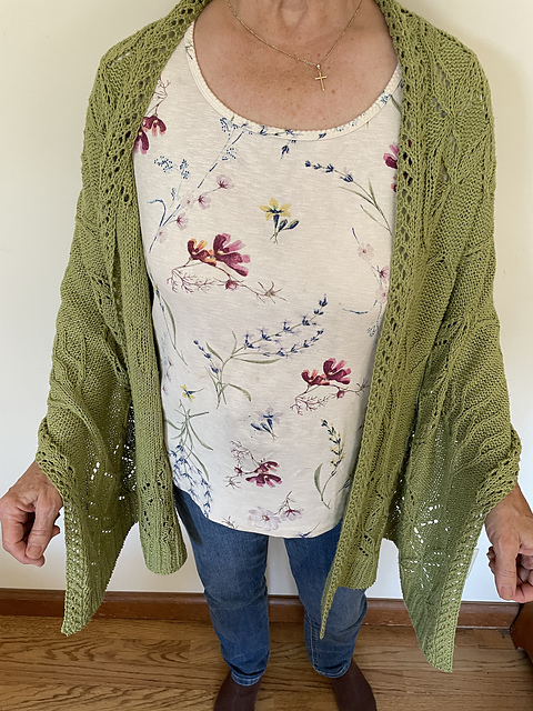 TN Trees and Mountains Shawl