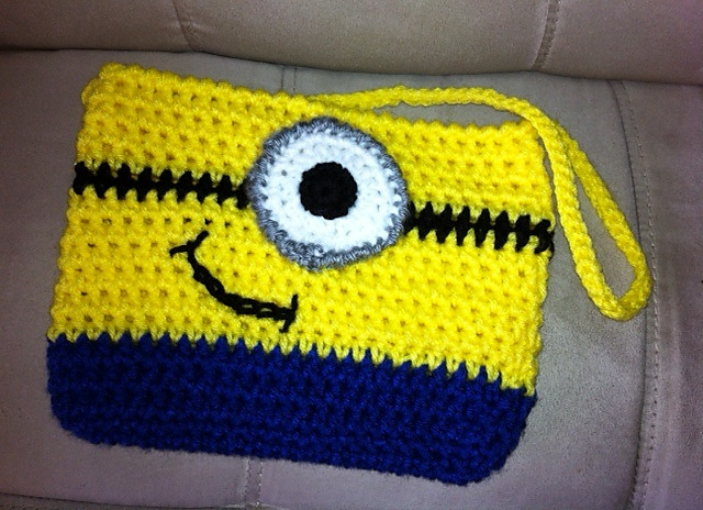 Minion Purse