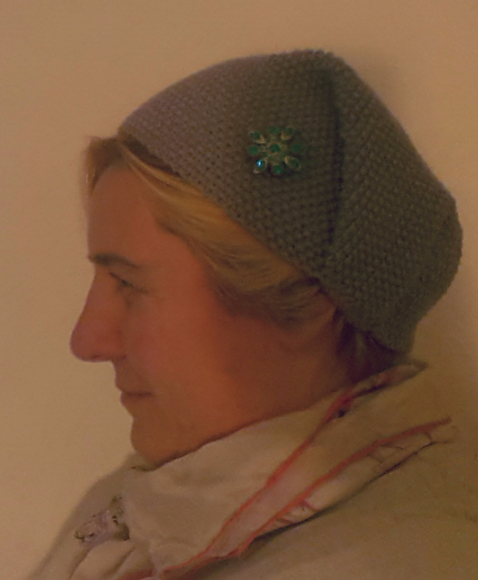 (5) A Chic Knitted Hat for Spring