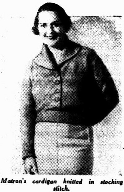 Knitted Jacket for an Outsize Figure