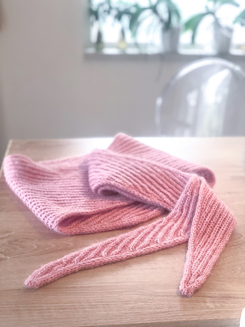 Ionia Scarf