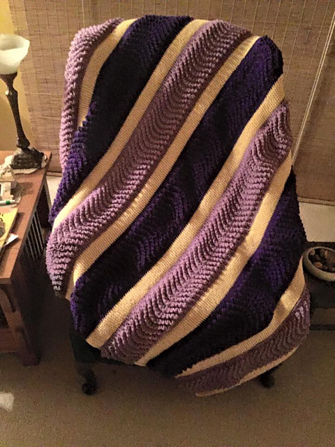 Knitted Ripple Afghan No. 2757
